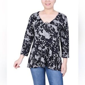 NY Collection 3/4 Sleeve 3-Ring Top